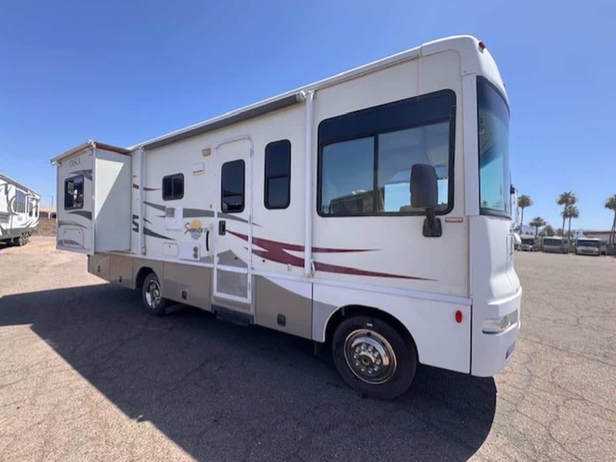 2007 Itasca SUNOVA 26P – 4561C