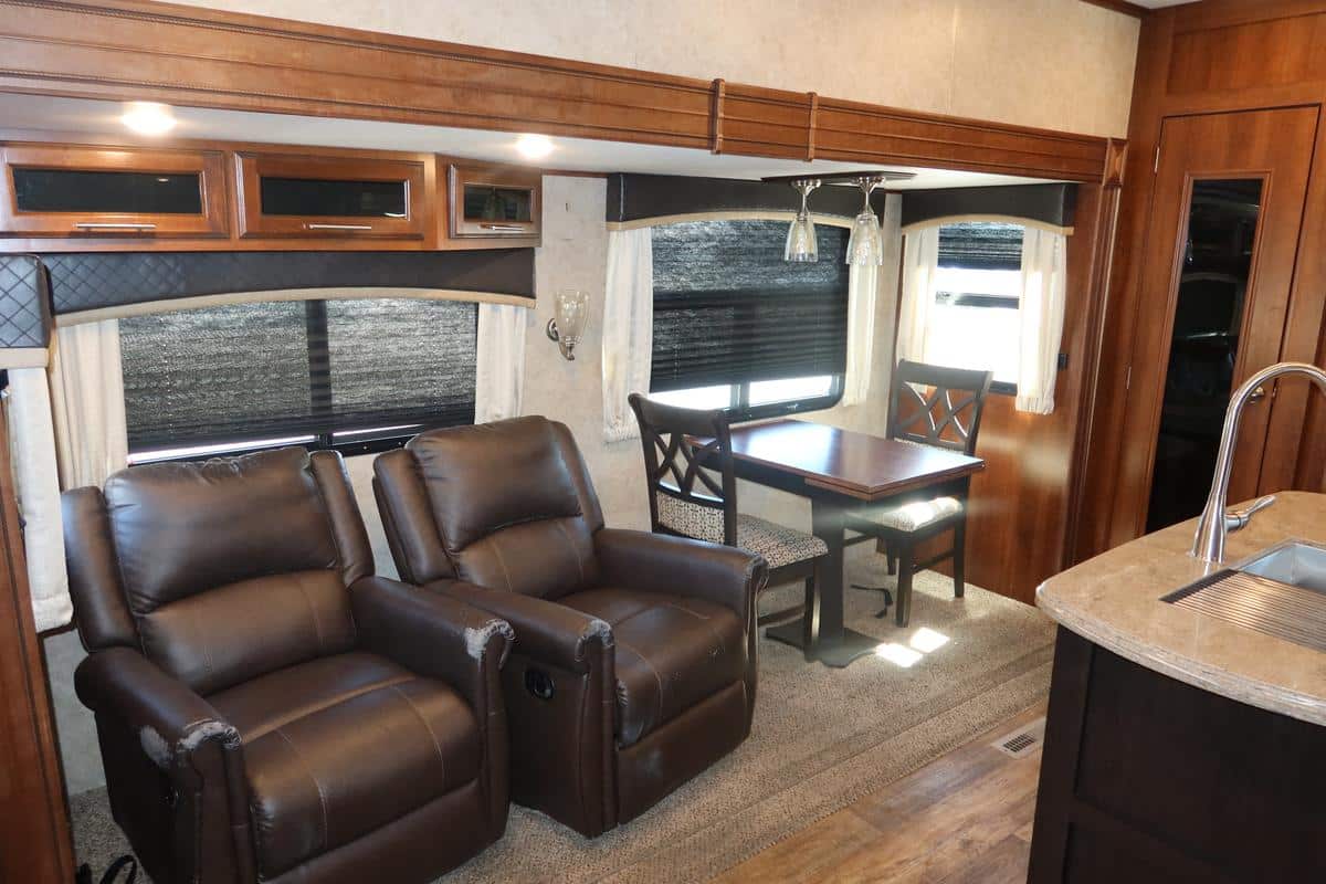 4675M 18 EAGLE 28 (12)