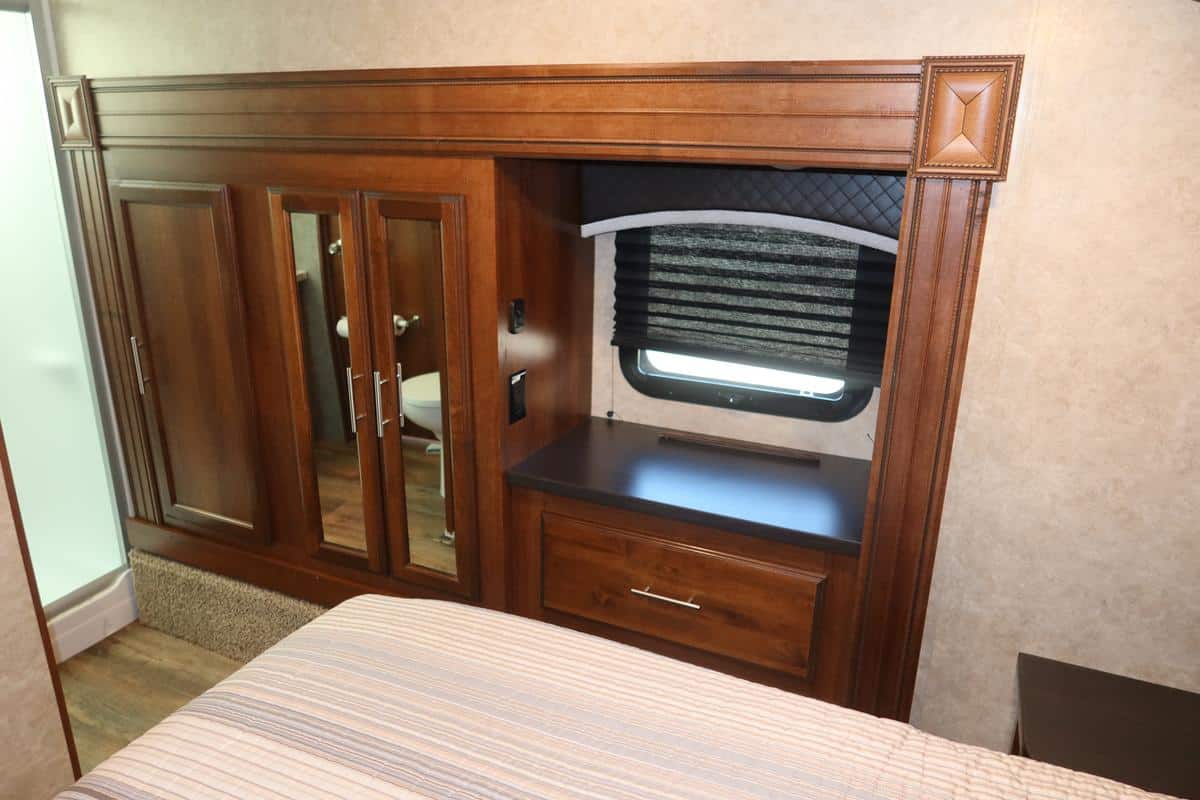 4675M 18 EAGLE 28 (19)