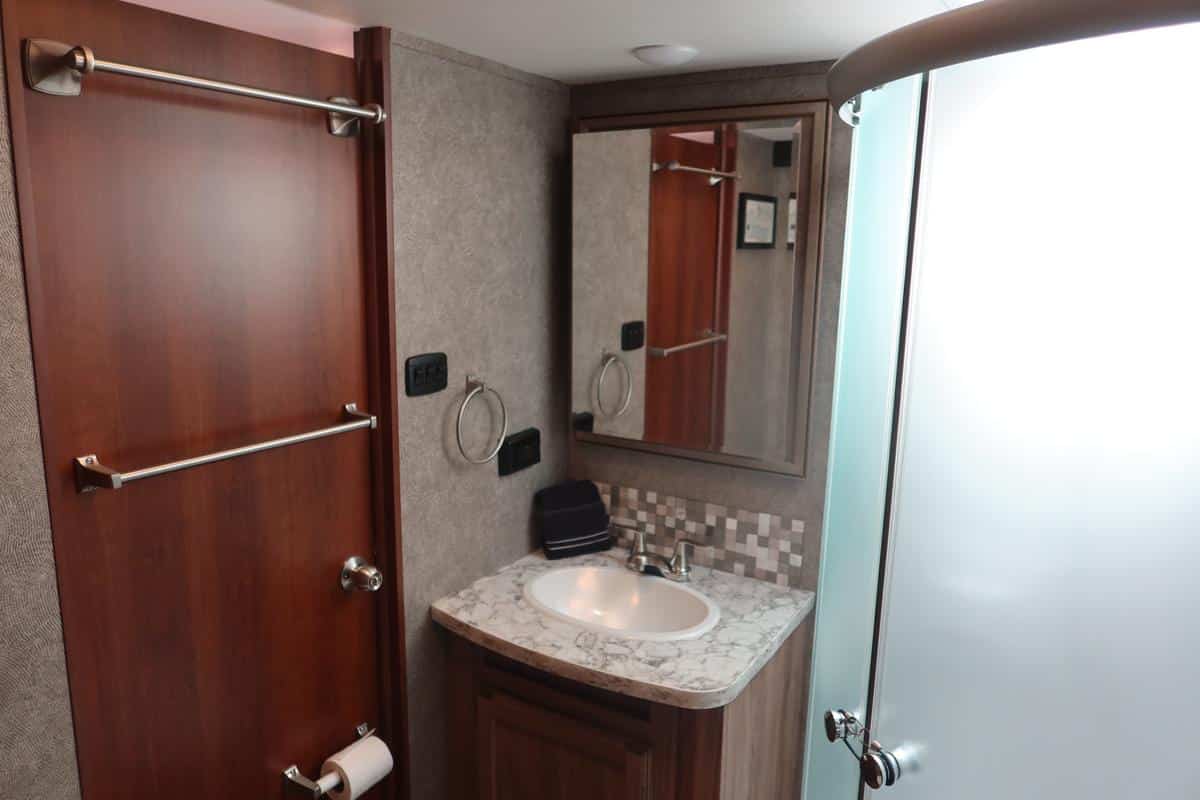 4675M 18 EAGLE 28 (25)