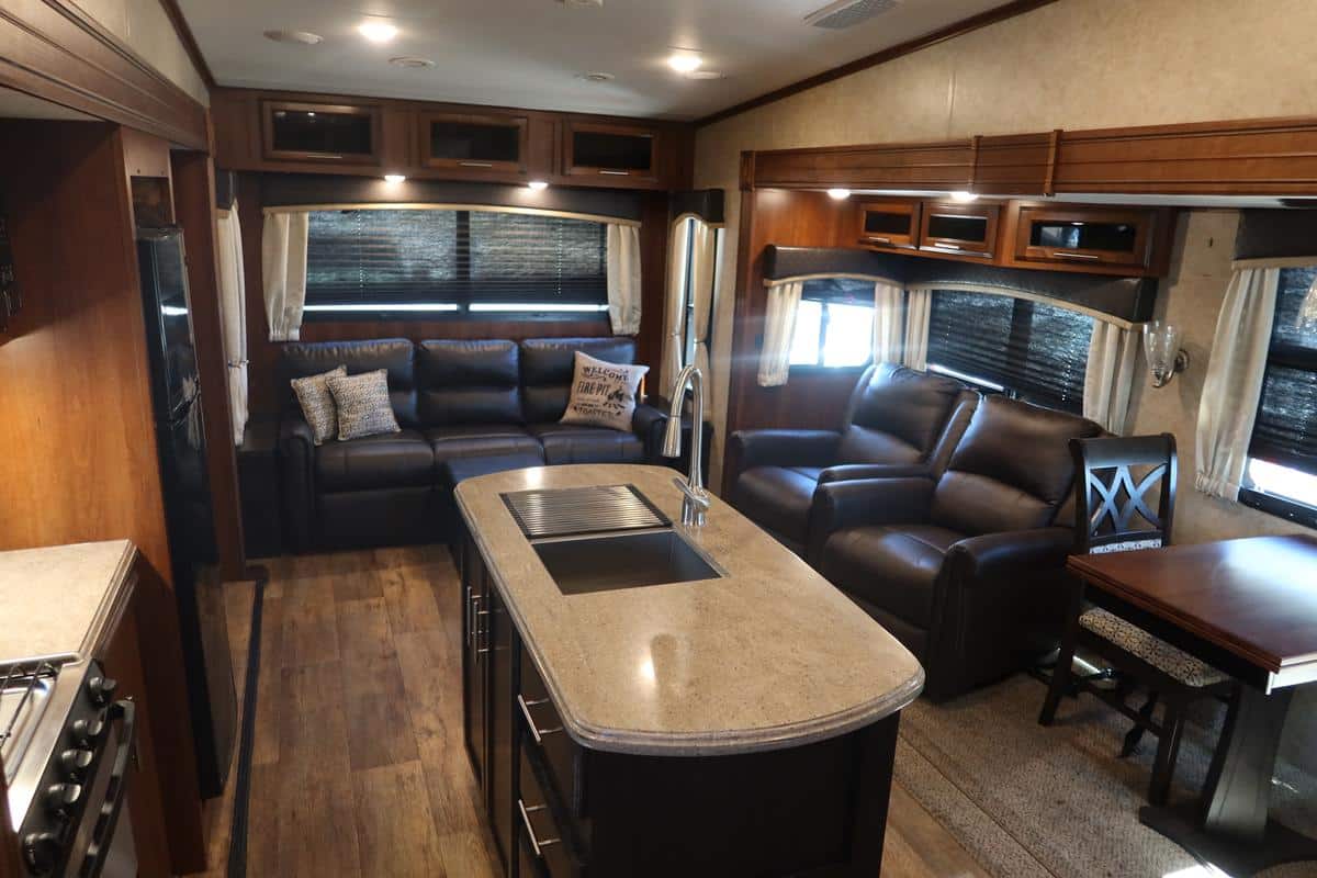 4675M 18 EAGLE 28 (6)