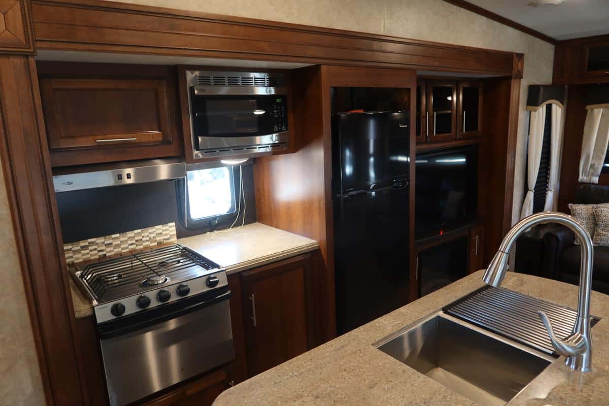 4675M 18 EAGLE 28 (8)