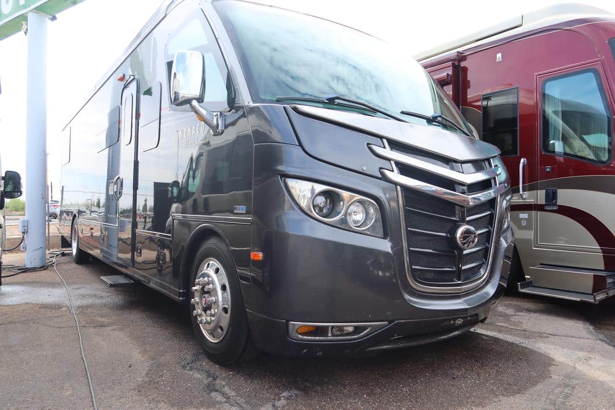 2012 Monaco Coach VESTA 35PBD – 4667C