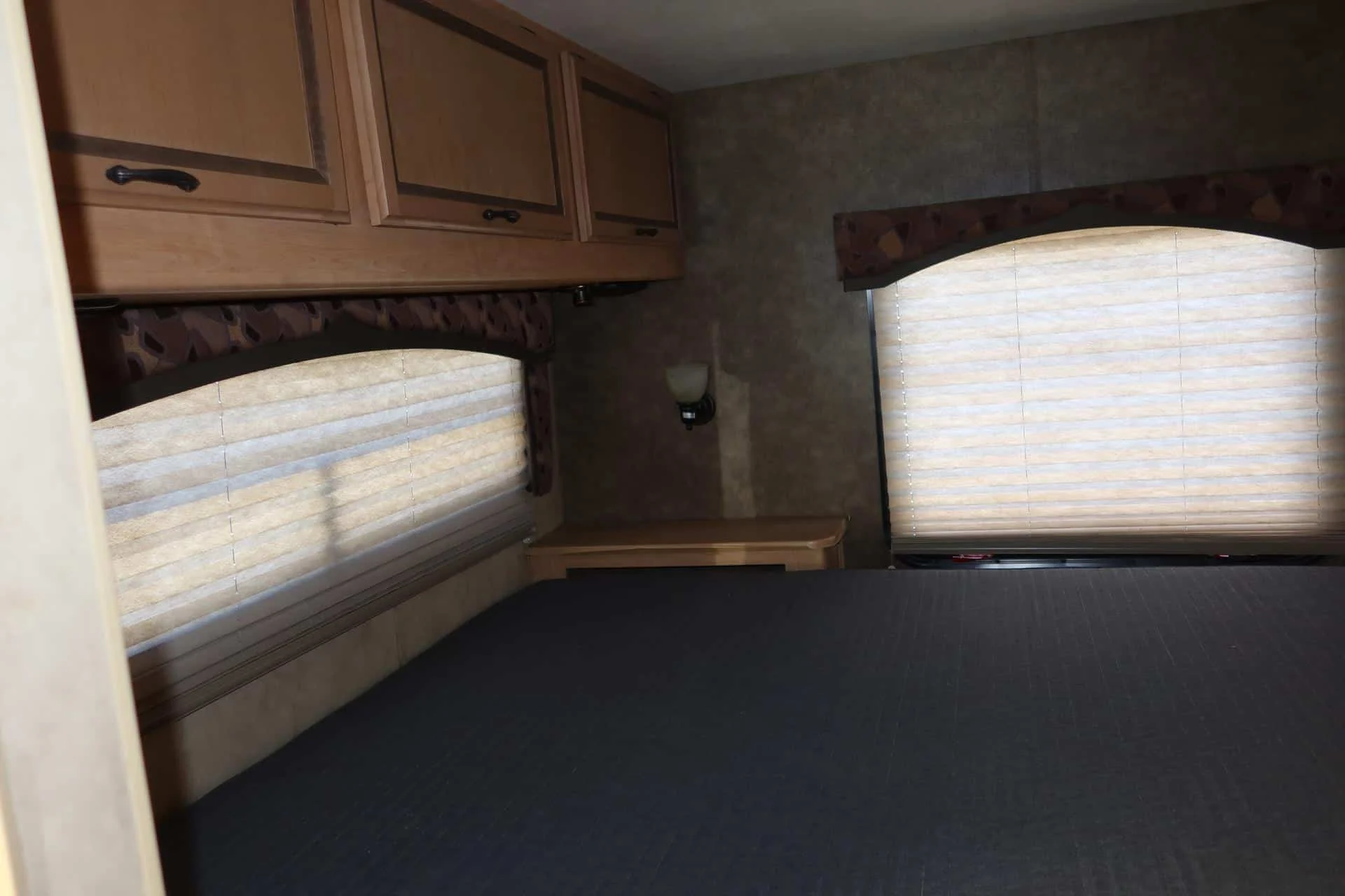 4341_13_Citation_23.jpg 2013 Thor Motor Coach CITATION 29TB – 4692C RV photo 16