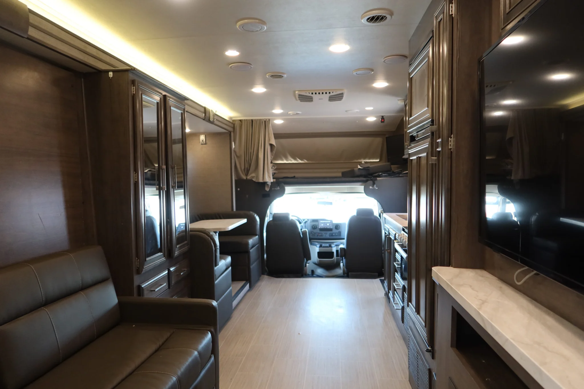 4688_23_Odyssey_3270.jpg 2023 Entegra Coach ODYSSEY 26M – 4688C RV photo 17
