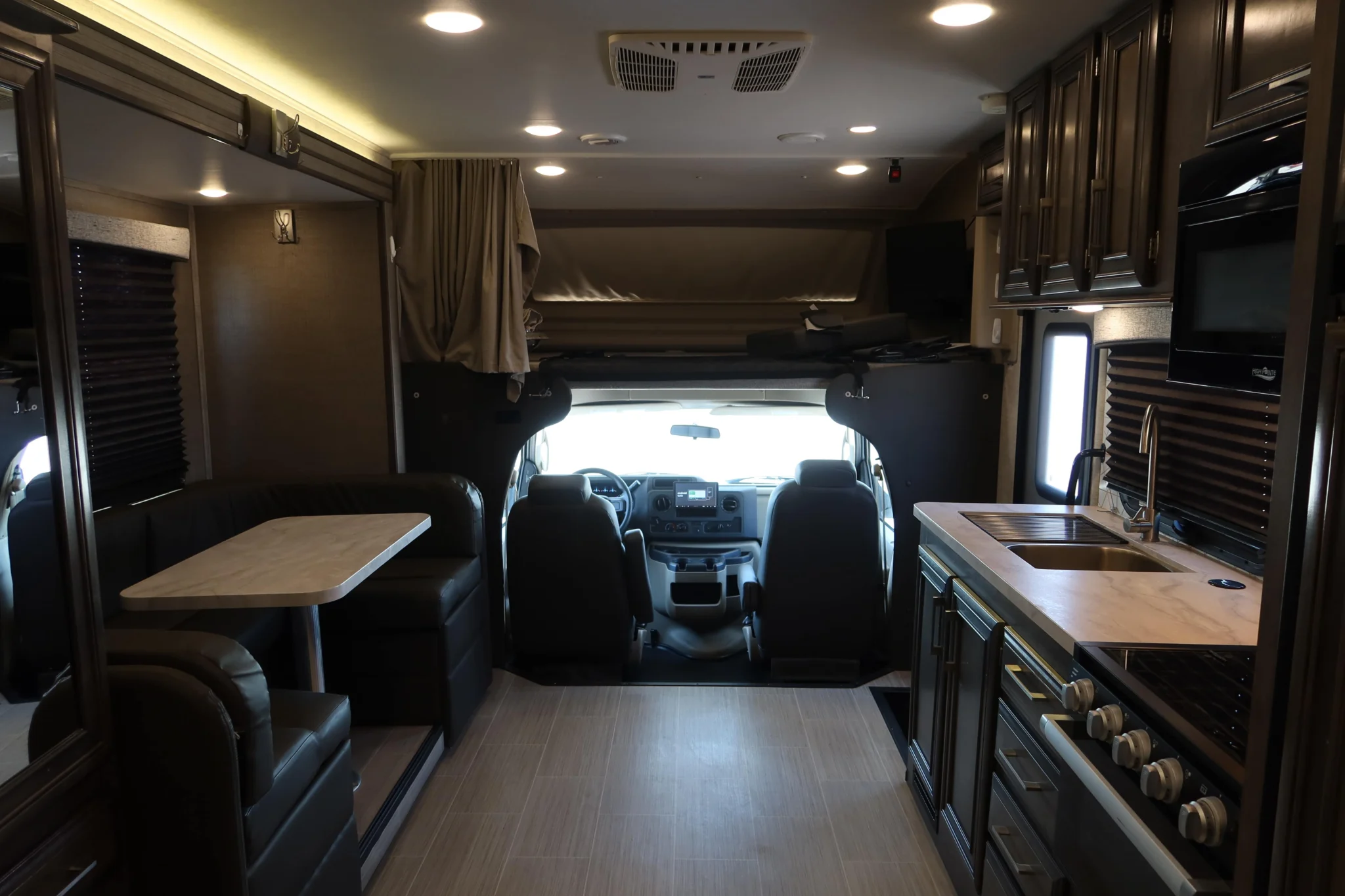 4688_23_Odyssey_3273.jpg 2023 Entegra Coach ODYSSEY 26M – 4688C RV photo 20