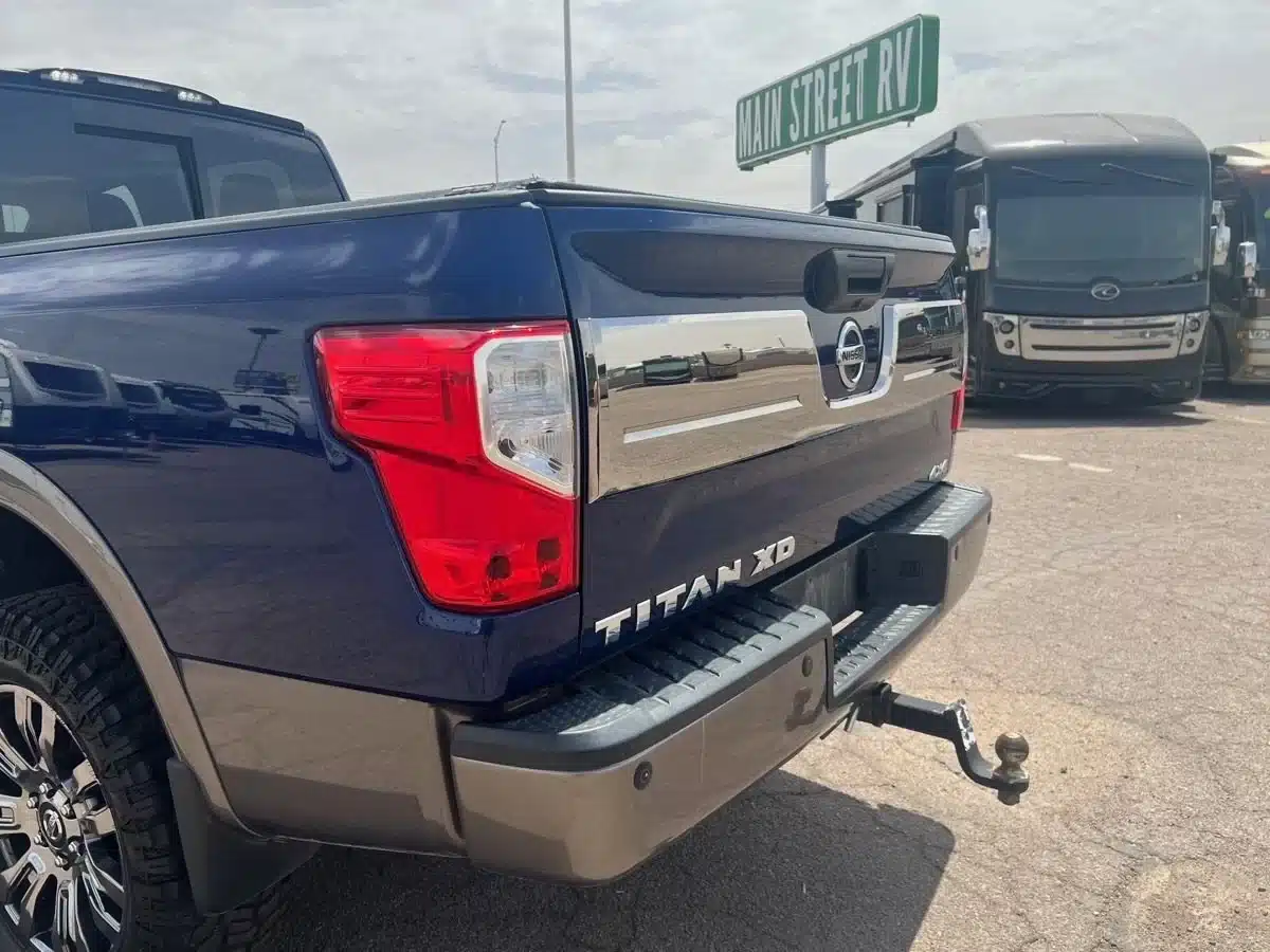 4699C-07 2016 Nissan TITAN XD Platinum Reserve – 4699C RV photo 6