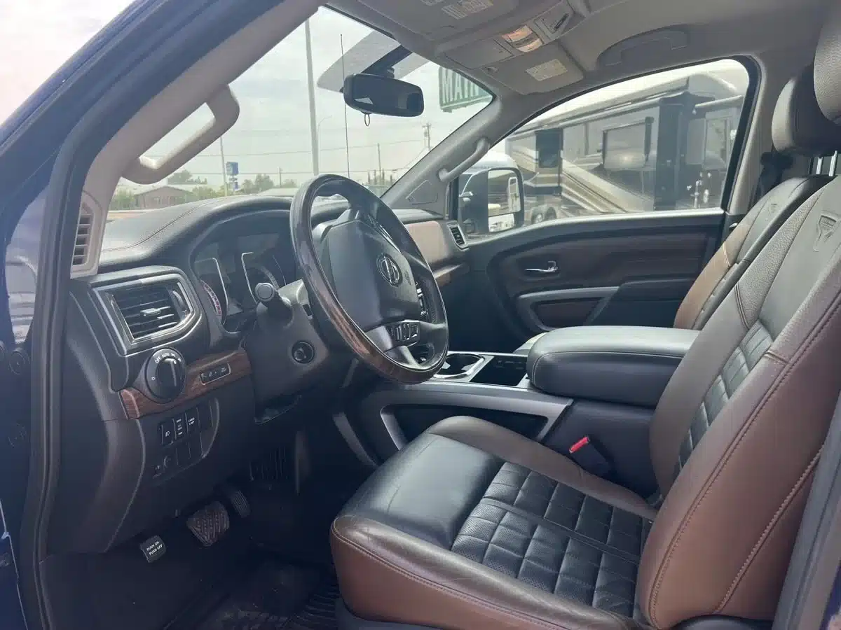 4699C-10 2016 Nissan TITAN XD Platinum Reserve – 4699C RV photo 9