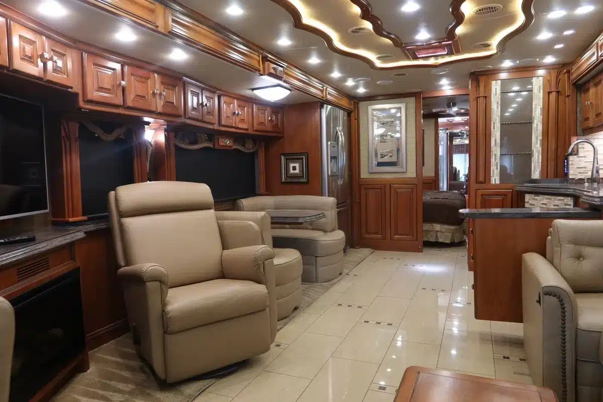 655.webp 2015 Tiffin Motorhomes ALLEGRO BUS 40SP RV photo 7